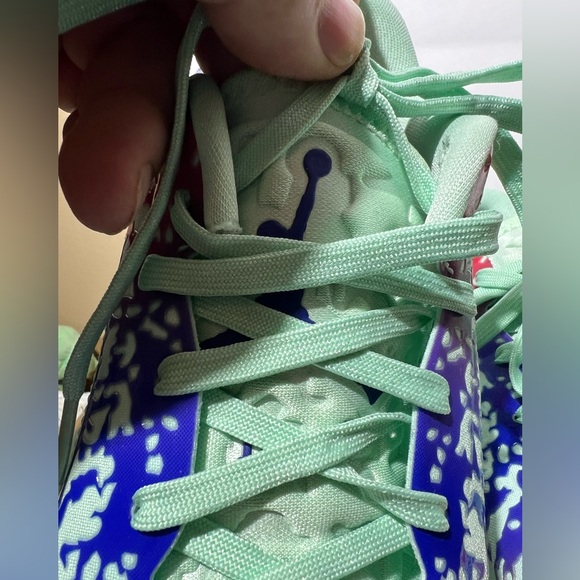 Like New, Size 9 - Jordan Zion 3 Mud, Sweat and Tears with Box - Picture 9 of 15